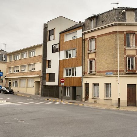 Appartement Au Pied De La Cathedrale 랭스 외부 사진