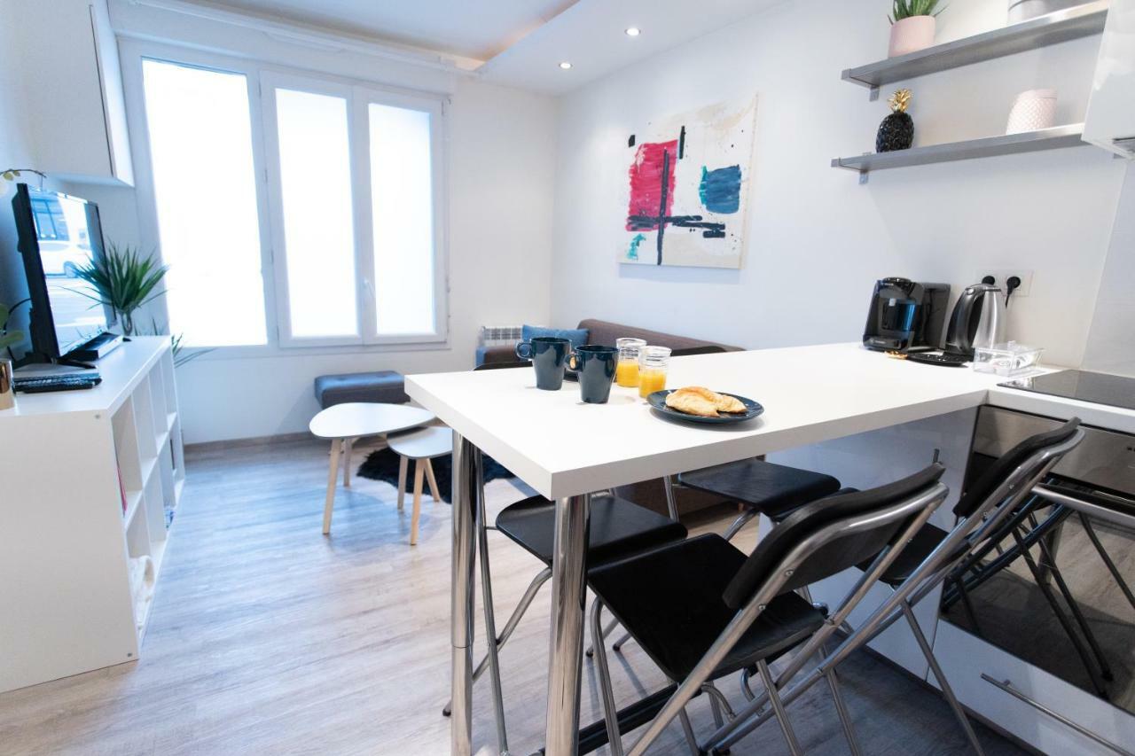 Appartement Au Pied De La Cathedrale 랭스 외부 사진