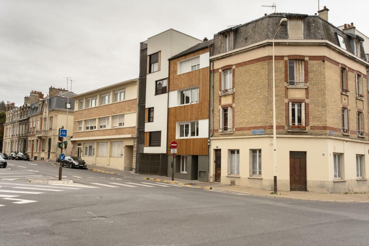 Appartement Au Pied De La Cathedrale 랭스 외부 사진